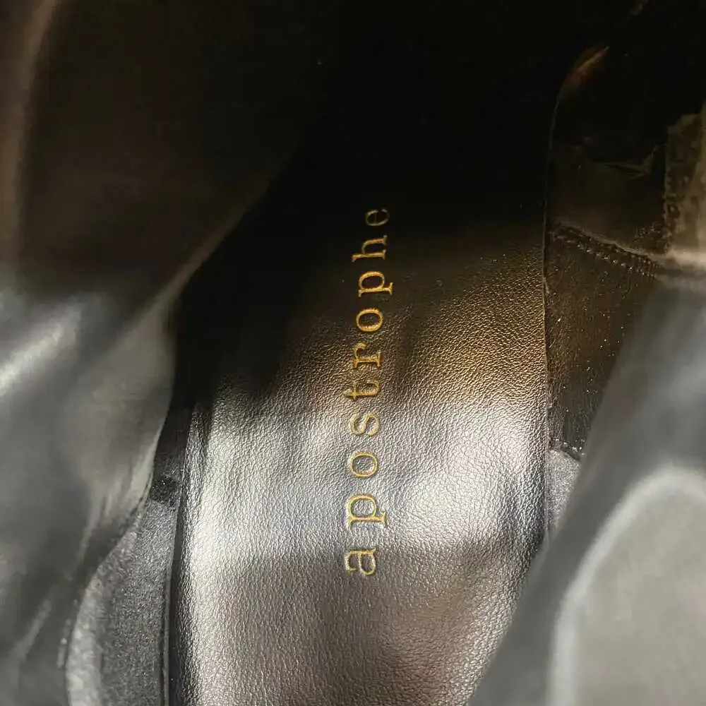 Apostrophe Black Leather Pointed Toe Ankle Booties | Size 8